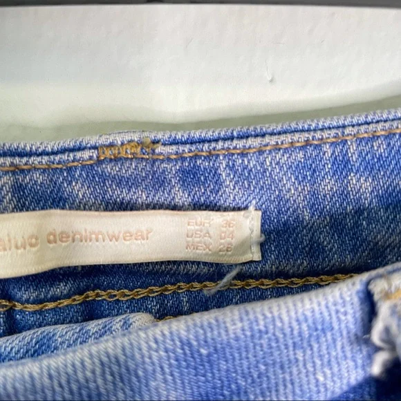 ZARA Trafaluc Denim wear Distressed Jeans size 4 - Picture 6 of 9